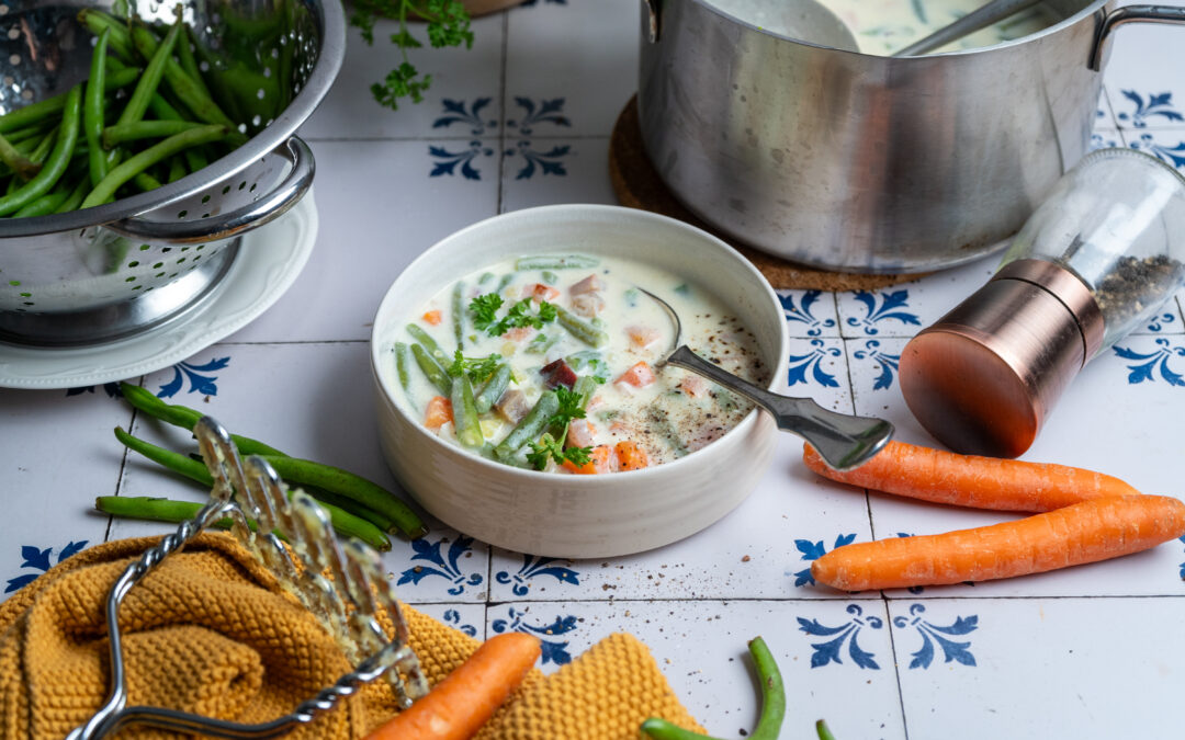 Rheinische Bohnensuppe mit Buttermilch – Herzhaftes Traditionsrezept