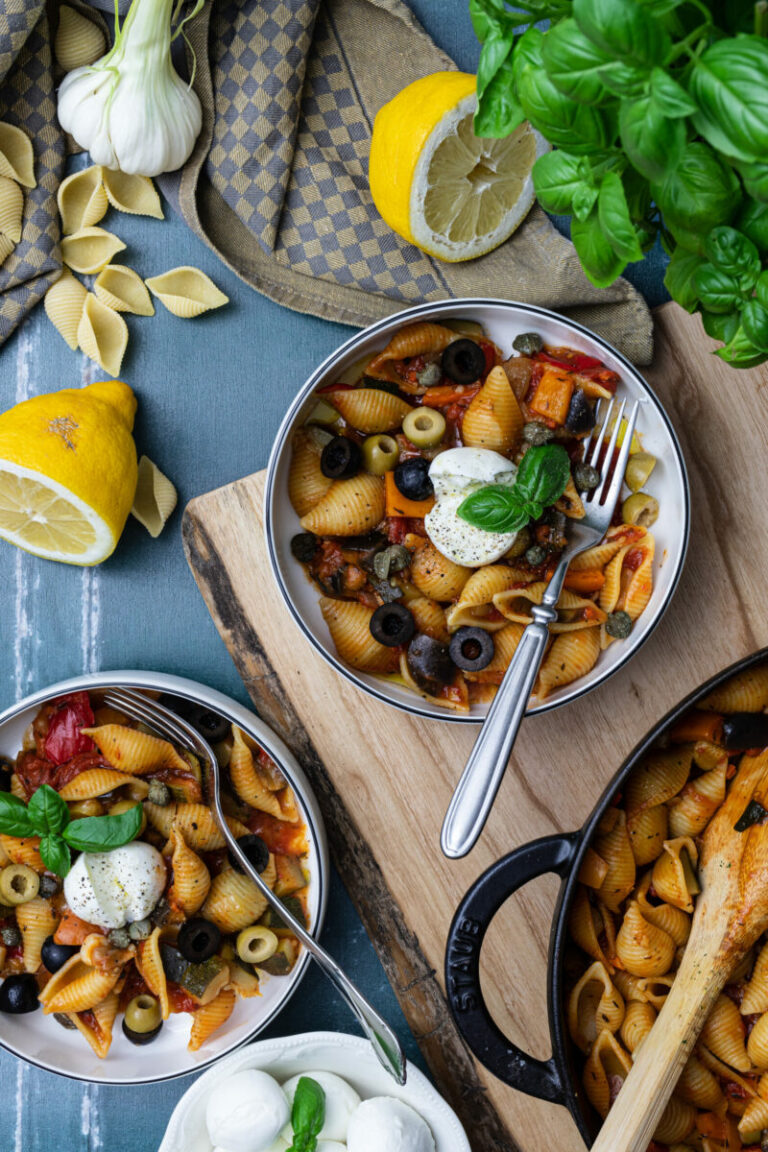 Pasta mit Ratatouille-Sauce: Aromatisch bis zum letzten Bissen