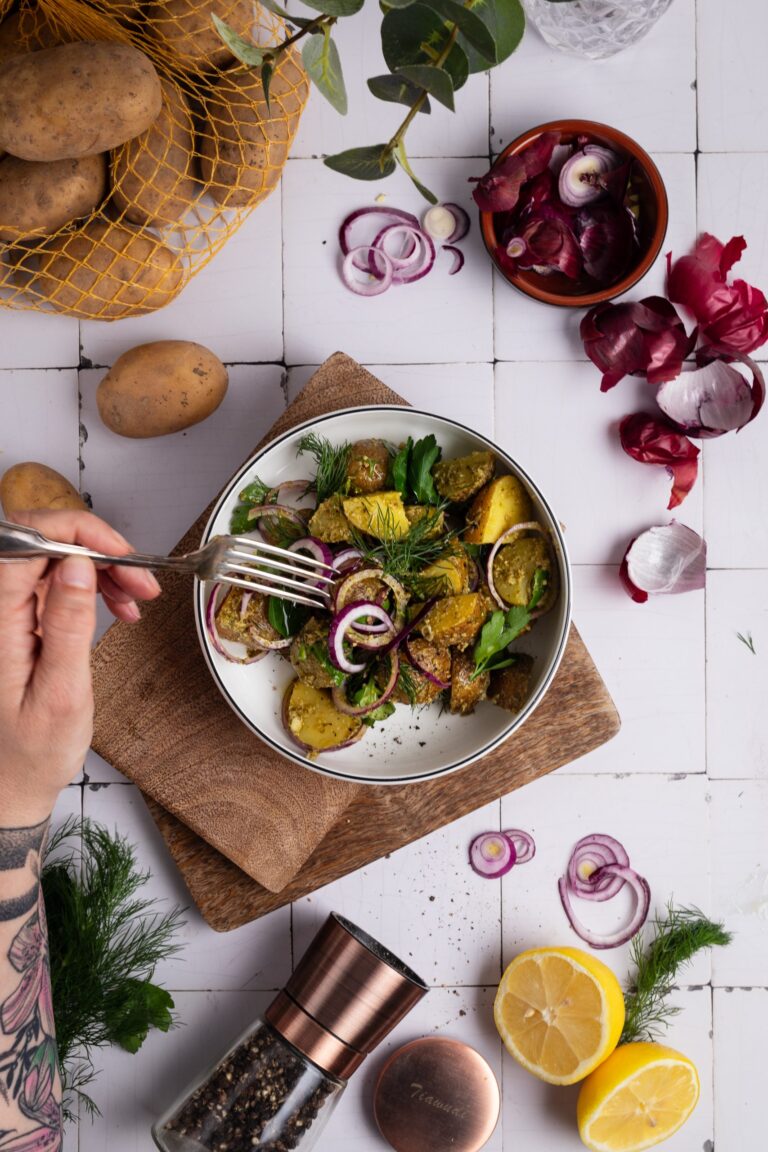 Kartoffelsalat aus dem Ofen: Backkartoffelsalat mit Pesto