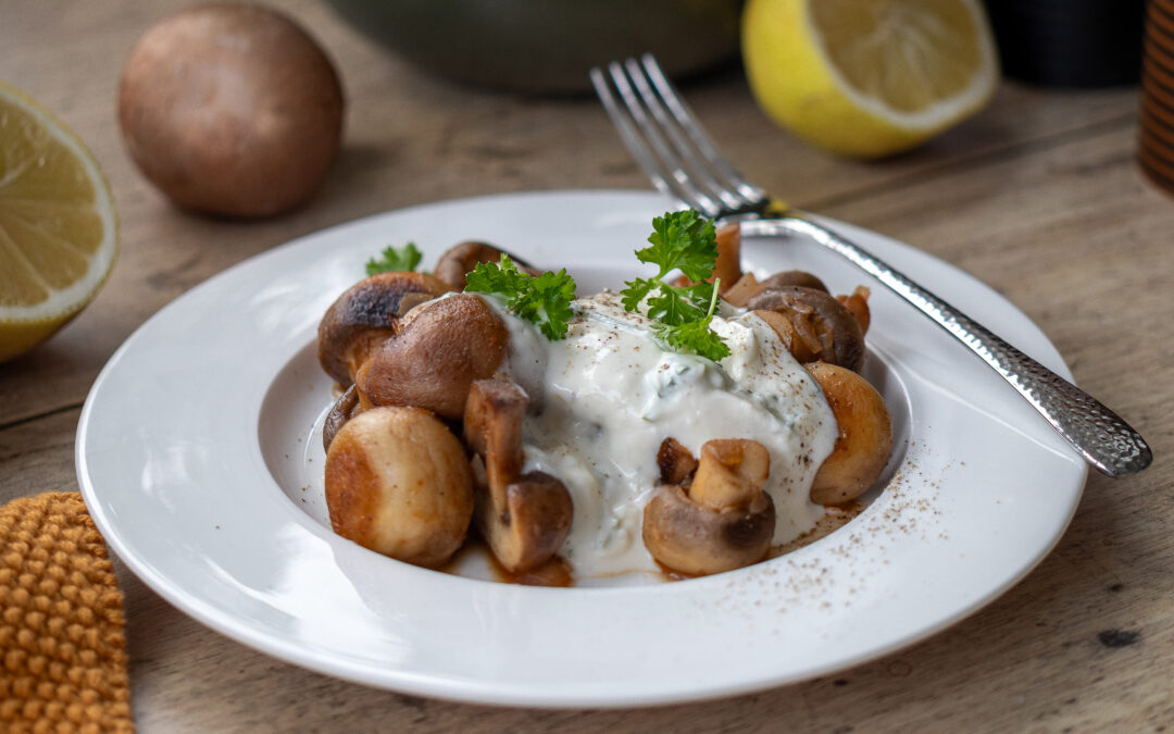 Champignons mit Knoblauchsoße – Weihnachtsmarkt-Feeling Zuhause