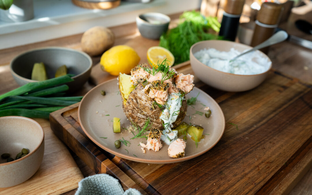 Ofenkartoffel mit Lachs aus der Heißluftfritteuse
