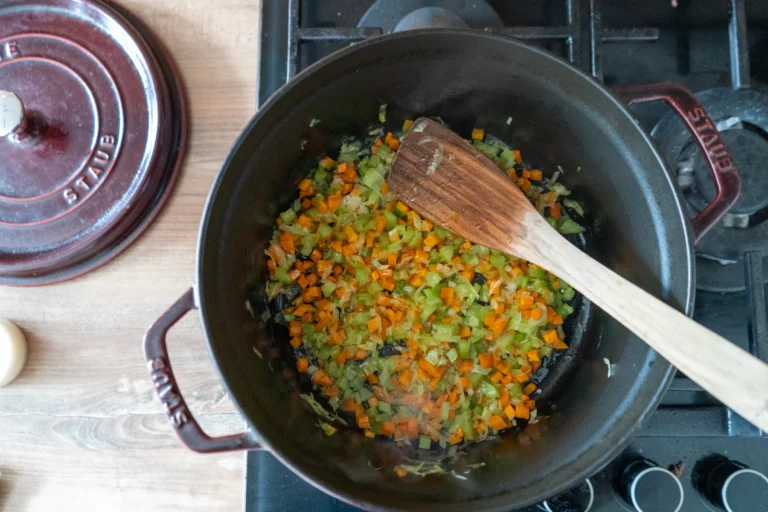 Soffritto Rezept – Basis für Bolognese, Ragù & mehr